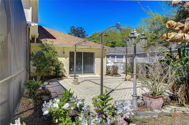 1121 SPLIT SILK STREET, Valrico, FL 33594