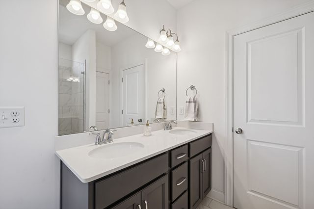 3477 Milford Dr, Thompsons Station, TN 37179