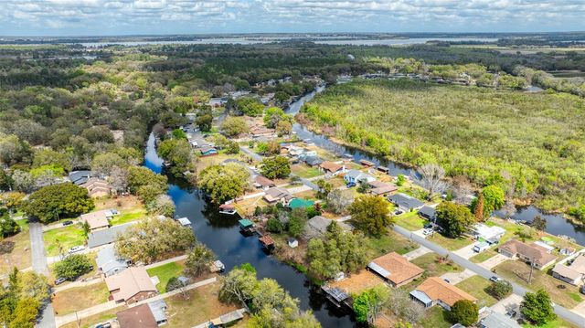 27727 LOIS DRIVE, Tavares, FL 32778