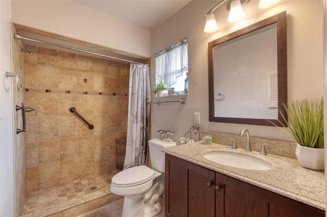 27727 LOIS DRIVE, Tavares, FL 32778
