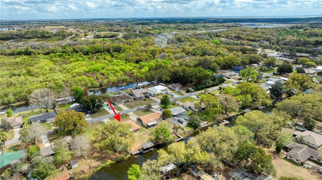27727 LOIS DRIVE, Tavares, FL 32778