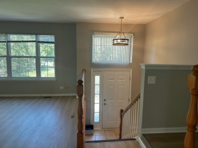 955 EMERALD Drive, Pingree Grove, IL 60140