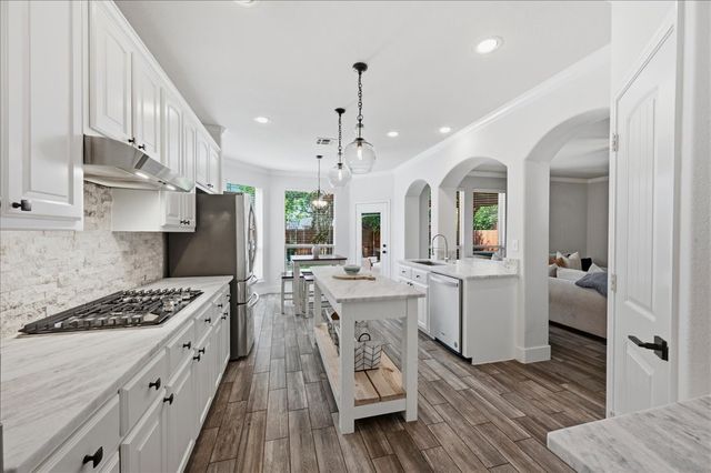 10320 Flat Creek Trail, Mckinney, TX 75072