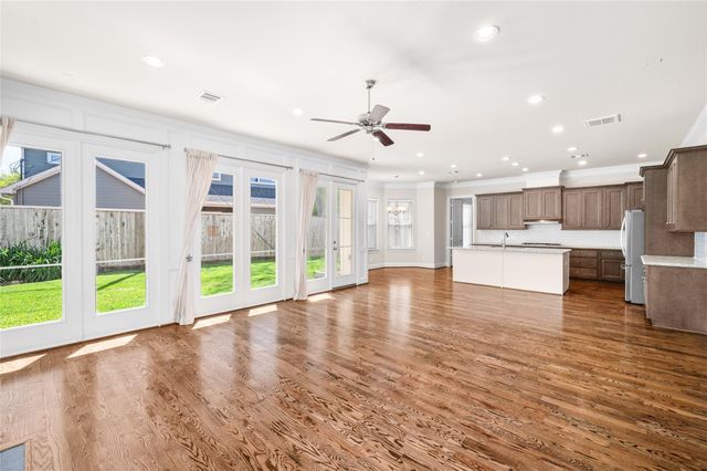 4133 Woodcraft Street, Houston, TX 77025