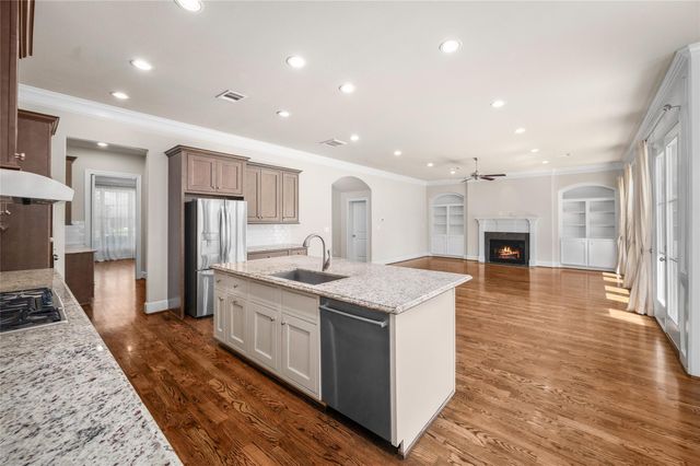 4133 Woodcraft Street, Houston, TX 77025