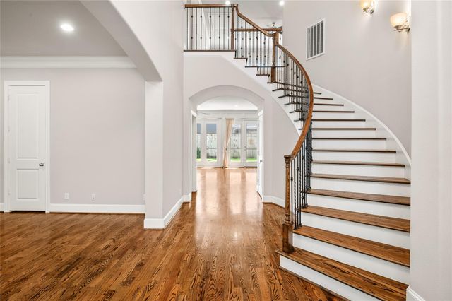 4133 Woodcraft Street, Houston, TX 77025