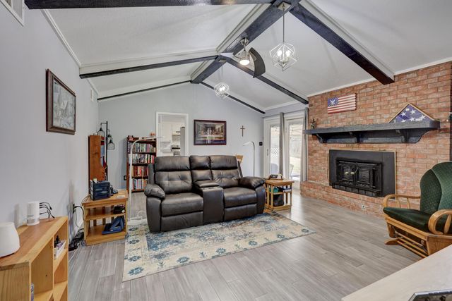 1015 Quail Creek Drive, Miami, OK 74354