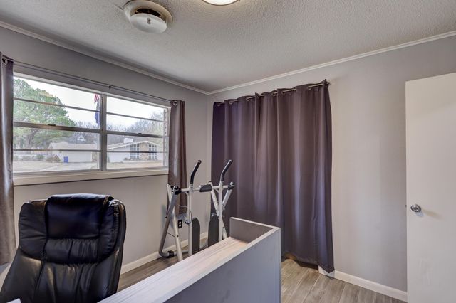 1015 Quail Creek Drive, Miami, OK 74354