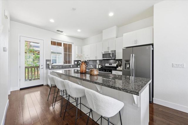 37818 Taro Terrace, Newark, CA 94560