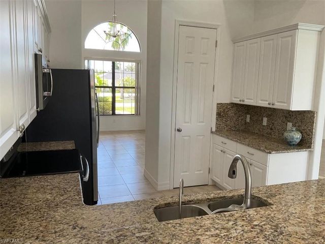 509 SE 21st ST, Cape Coral, FL 33990
