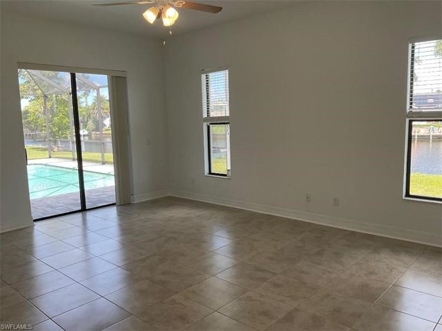 509 SE 21st ST, Cape Coral, FL 33990