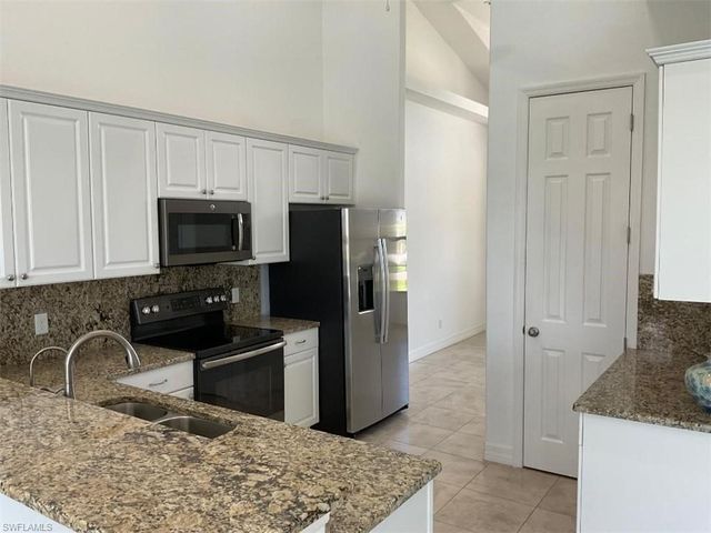 509 SE 21st ST, Cape Coral, FL 33990