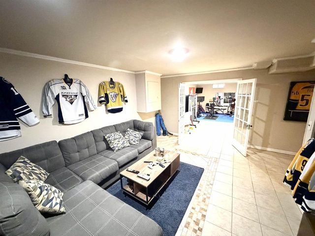 6013 Raymond Road, Madison, WI 53711