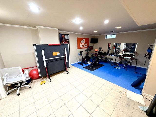 6013 Raymond Road, Madison, WI 53711