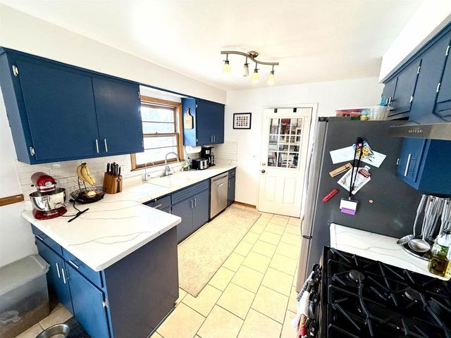 6013 Raymond Road, Madison, WI 53711