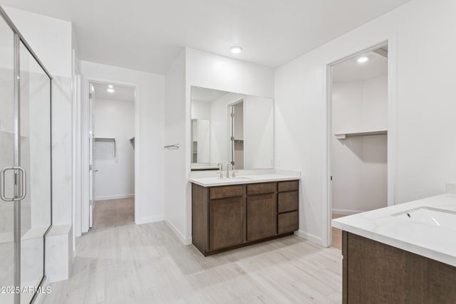 6781 W SPUR Drive, Peoria, AZ 85383