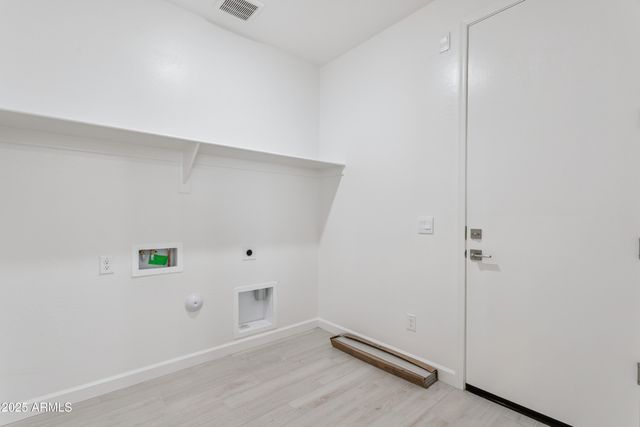 6781 W SPUR Drive, Peoria, AZ 85383