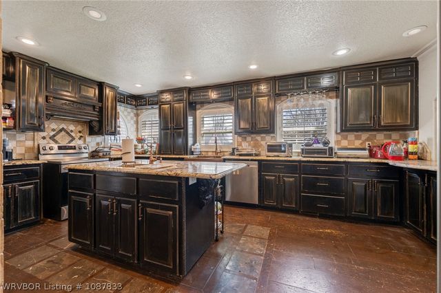 9714 Moody Road, Fort Smith, AR 72903