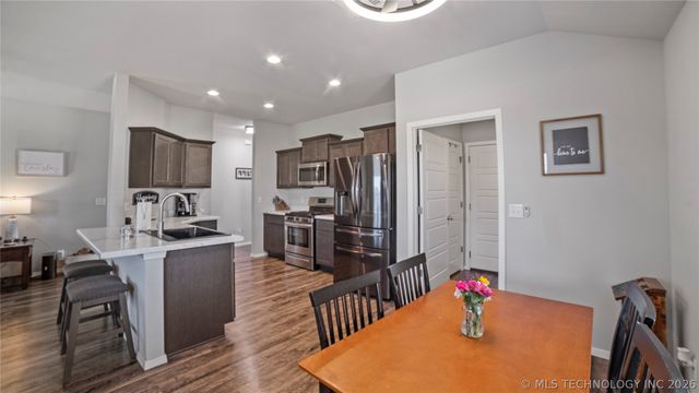 14303 N 73 Avenue E, Collinsville, OK 74021