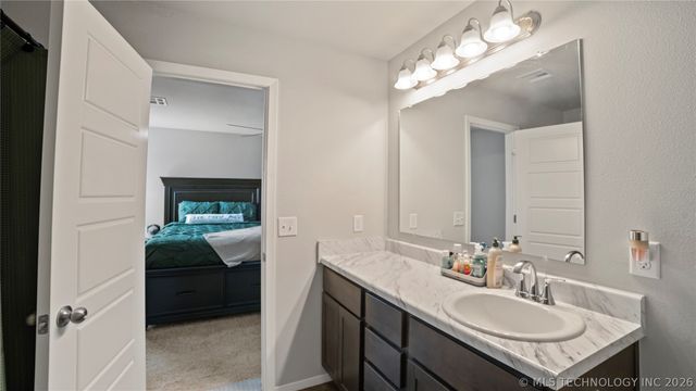 14303 N 73 Avenue E, Collinsville, OK 74021