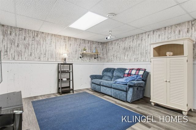 2325 Pillon Road, Twin Lake, MI 49457