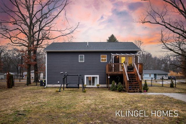 2325 Pillon Road, Twin Lake, MI 49457