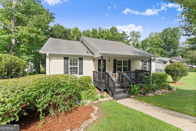 1738 Lanier Springs Drive NW, Gainesville, GA 30504