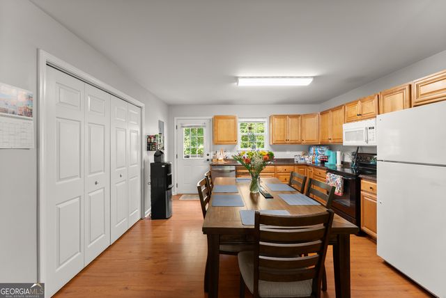 1738 Lanier Springs Drive NW, Gainesville, GA 30504