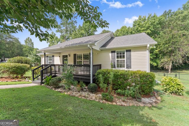 1738 Lanier Springs Drive NW, Gainesville, GA 30504