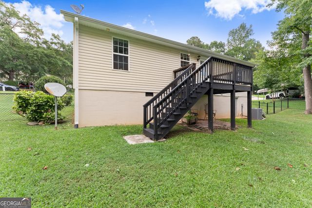 1738 Lanier Springs Drive NW, Gainesville, GA 30504