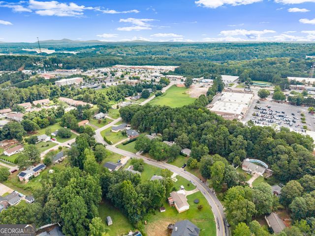 1738 Lanier Springs Drive NW, Gainesville, GA 30504