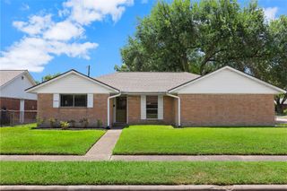 1101 E Rutgers Lane, Deer Park, TX 77536