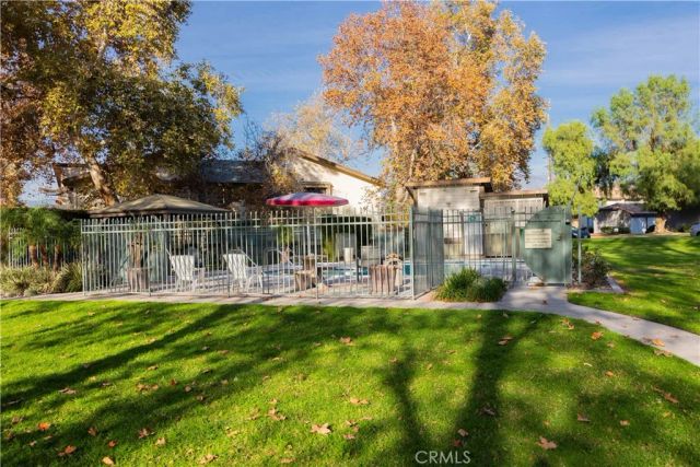 1219 N Edwards Street 33, Redlands, CA 92374
