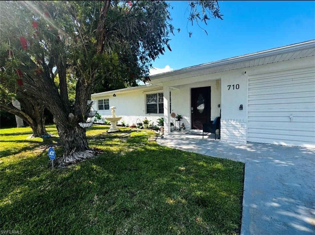 710 Aqui Esta DR, PUNTA GORDA, FL 33950 — photo 3