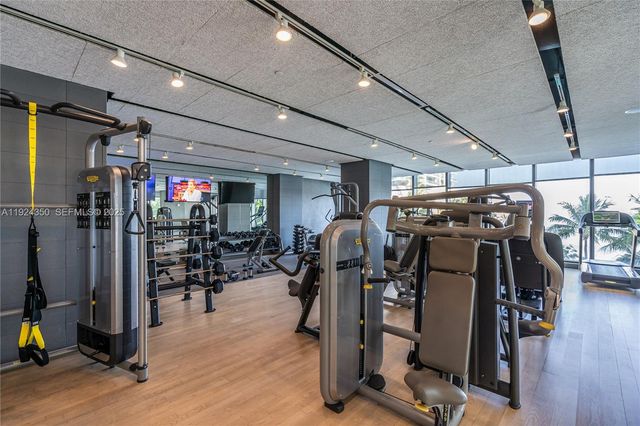 460 NE 28th St 3601, Miami, FL 33137