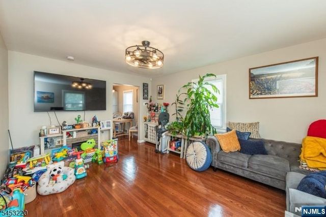 1109 Lincoln Street, Linden, NJ 07036