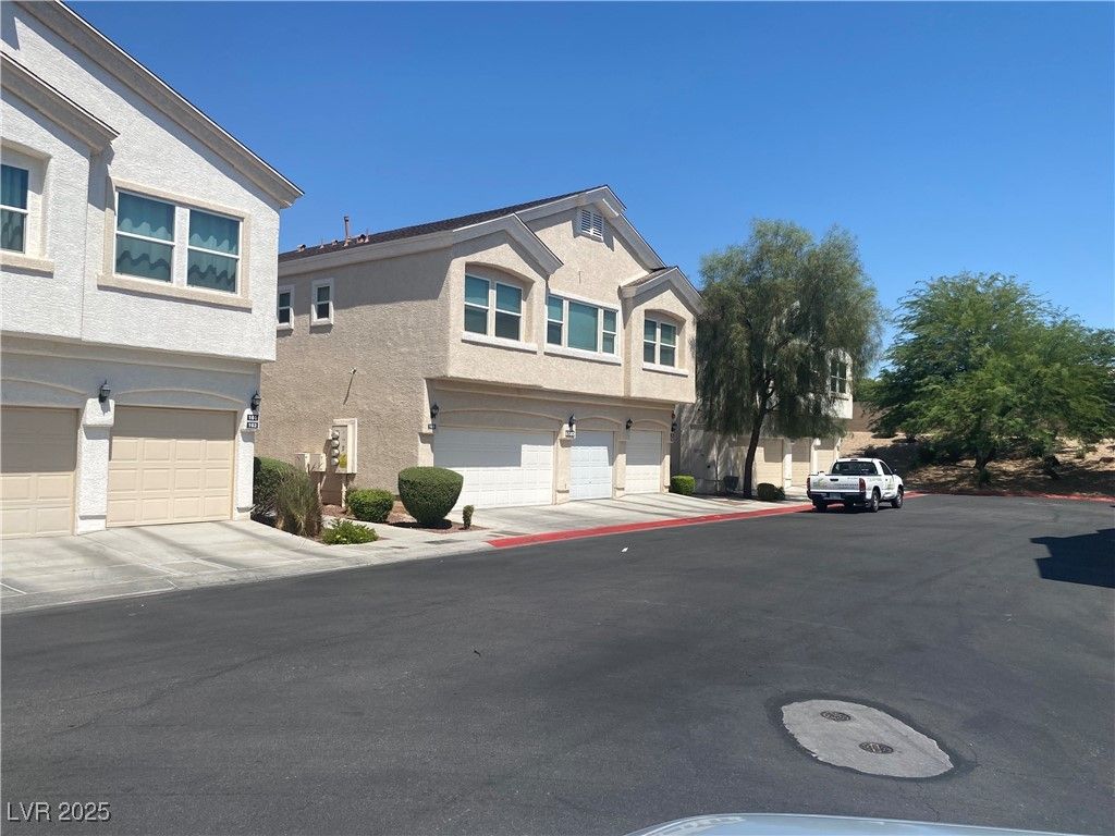 6580 Clara Bow Avenue 103, Las Vegas, NV 89122
