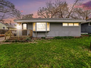 2028 Marcoux Avenue, Muskegon Twp, MI 49442