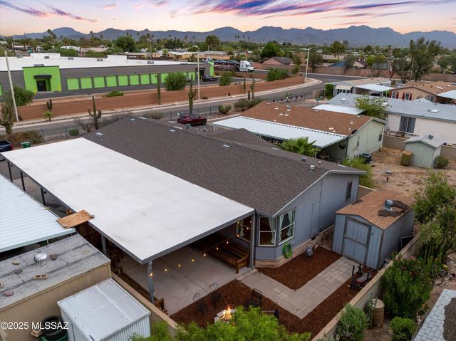 1728 W Coralbrooke Drive, Tucson, AZ 85705