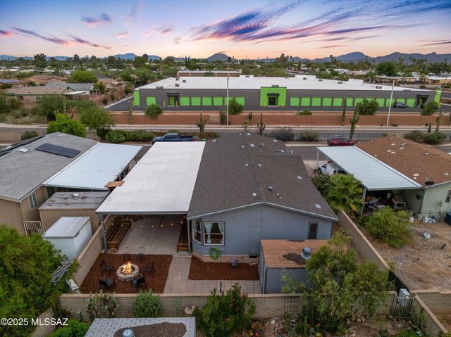 1728 W Coralbrooke Drive, Tucson, AZ 85705