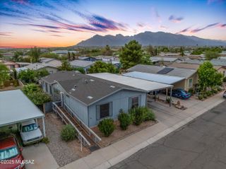 1728 W Coralbrooke Drive, Tucson, AZ 85705