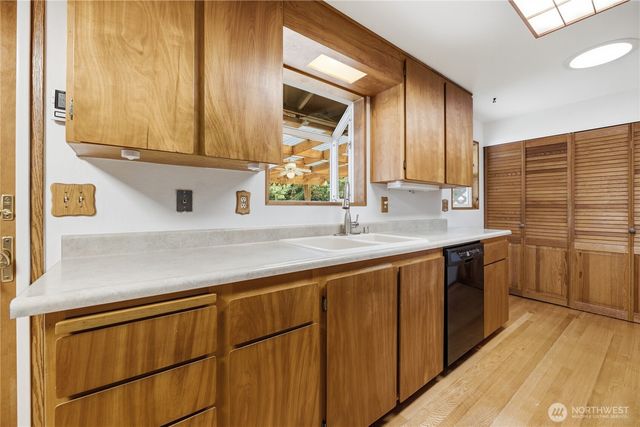 31032 228th Avenue SE, Black Diamond, WA 98010