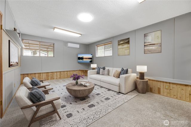 31032 228th Avenue SE, Black Diamond, WA 98010