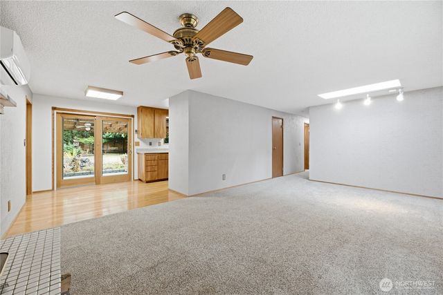 31032 228th Avenue SE, Black Diamond, WA 98010