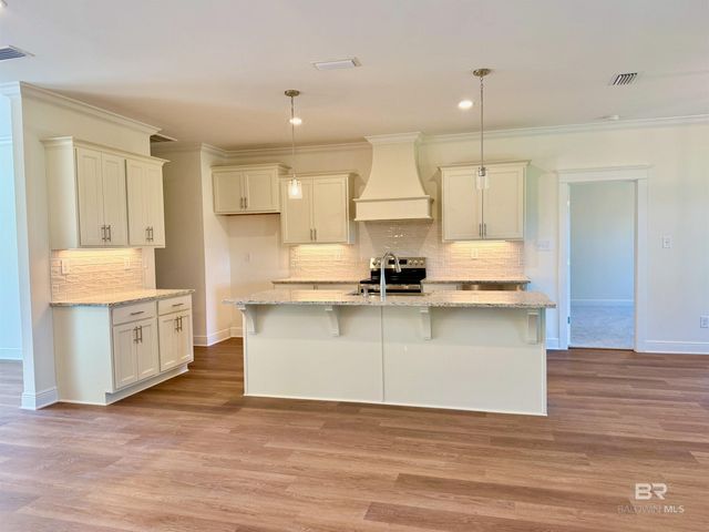 20967 S Southtown Drive, Robertsdale, AL 36567