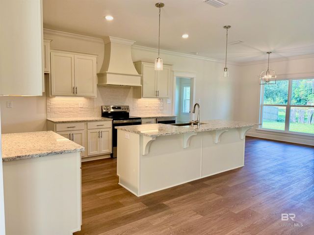 20967 S Southtown Drive, Robertsdale, AL 36567