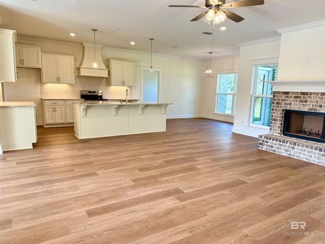 20967 S Southtown Drive, Robertsdale, AL 36567