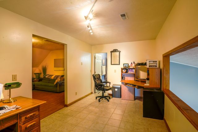 101 Hughley Lane, Harrodsburg, KY 40330