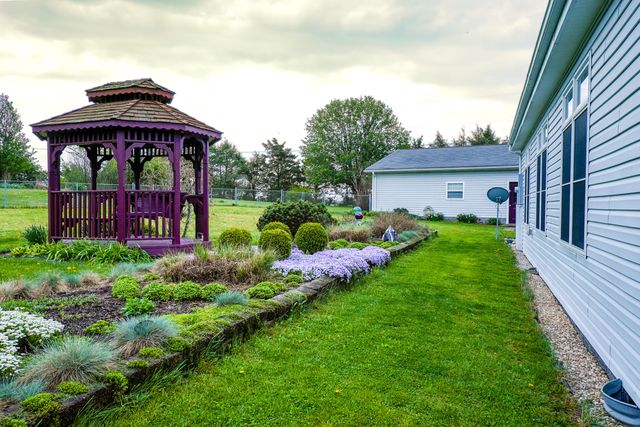 101 Hughley Lane, Harrodsburg, KY 40330