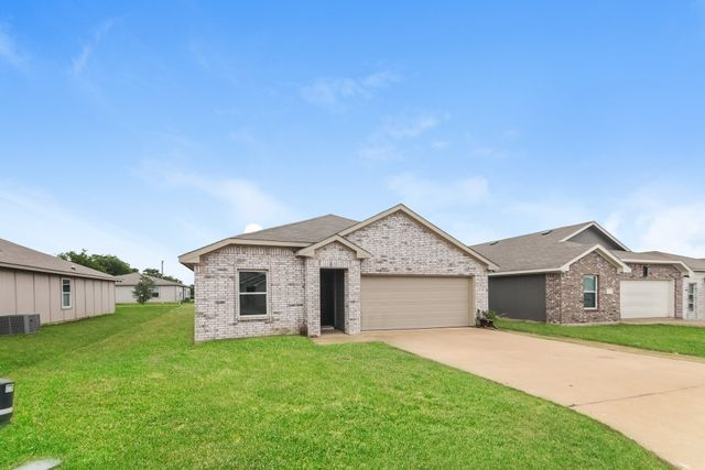 430 Shorty Street, Mabank, TX 75147